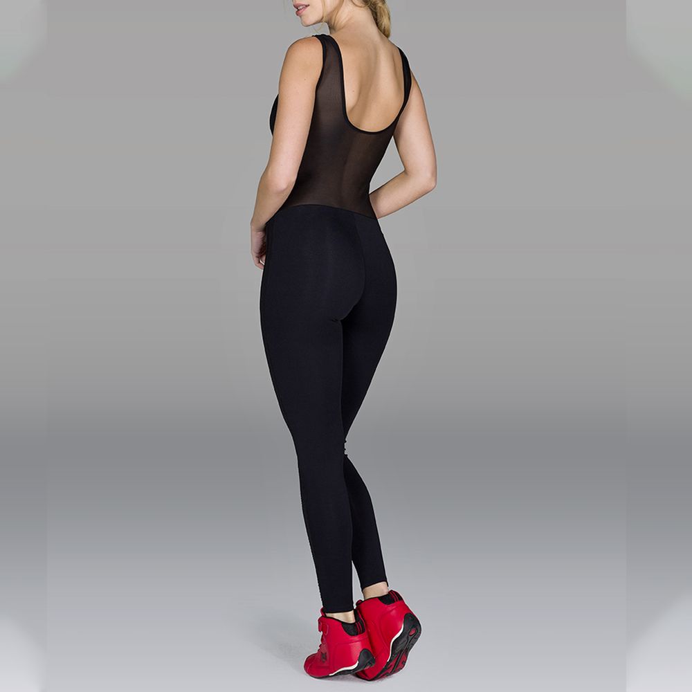 macacão fitness preto
